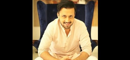 raid on rahat fateh ali khan and fawad khan's manager place after seeing sting video on tv