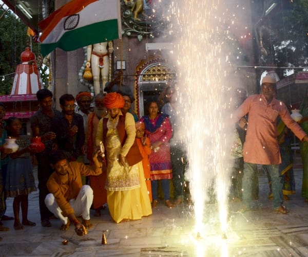  People celebrate the bravery of Indian army in Lucknow.
