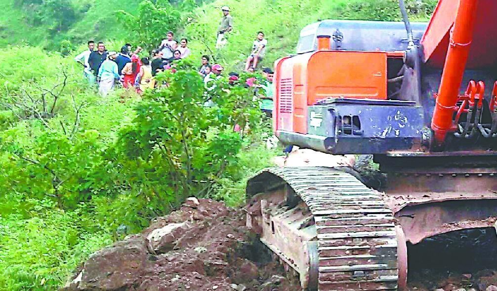 The people stopped building roads Khotila