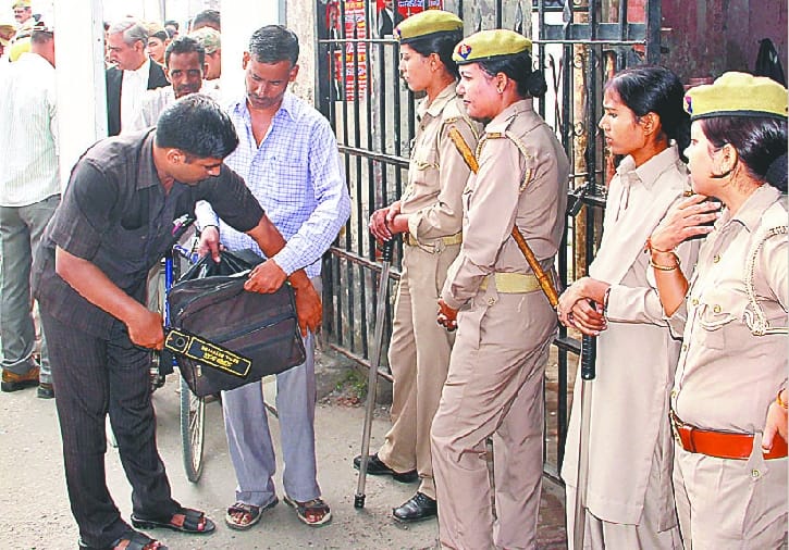 Input on high alert over terror district