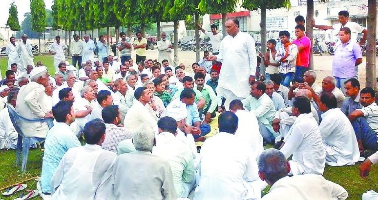 Chinese farmers attached together give