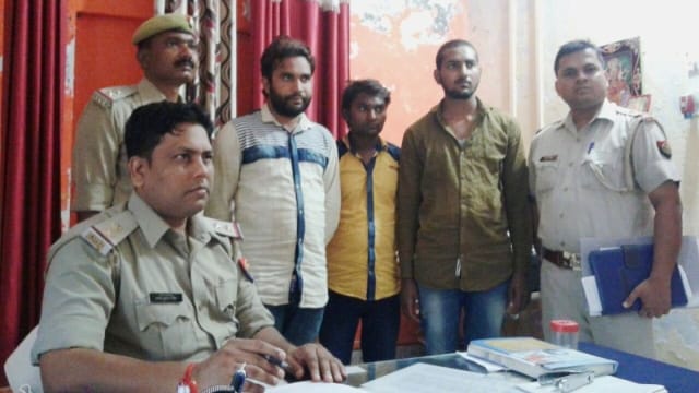 Three wheat loded truck robbers caught by people