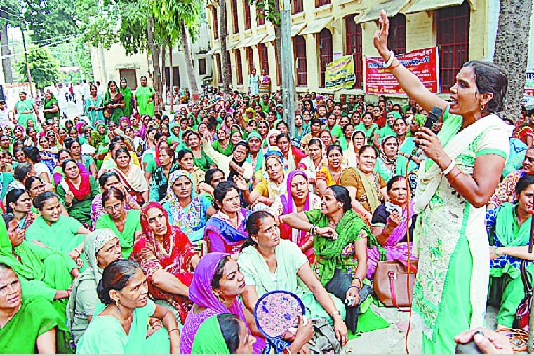 aanganwadi boli...nahin chahiye khairat
