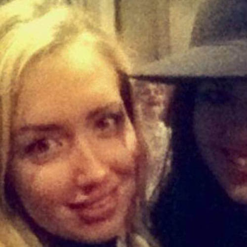 Girls terrified after a 'ghost' selfie