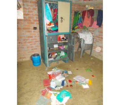  loot in six houses in BKT in Lucknow.