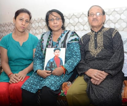 martyrs parents praise surgical strike done by Indian army.