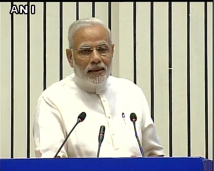 pm modi address in indosan conference at vigyan bhavan on clean india mission