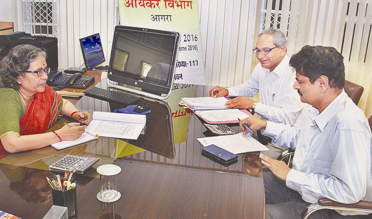 724 people submitted The 'black money'