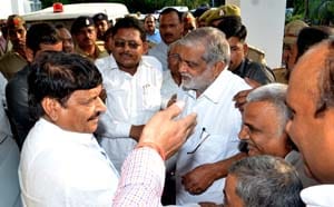 Governments are wary of those who defame: Shivpal