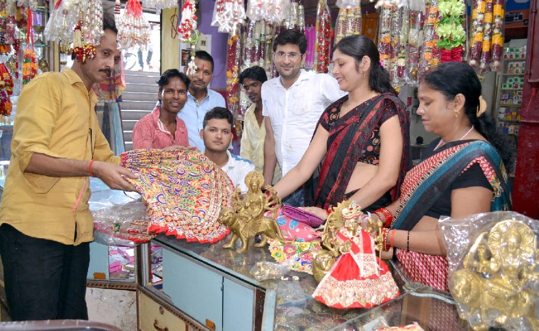 Shardiy established pitcher today for Navratri