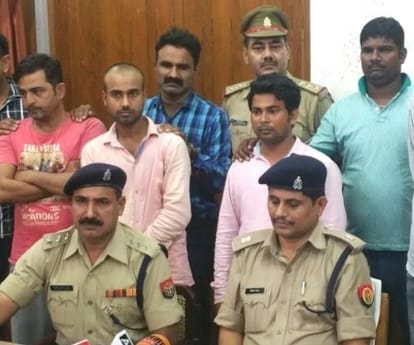 cyber cell of police arrested fraud in lucknow.
