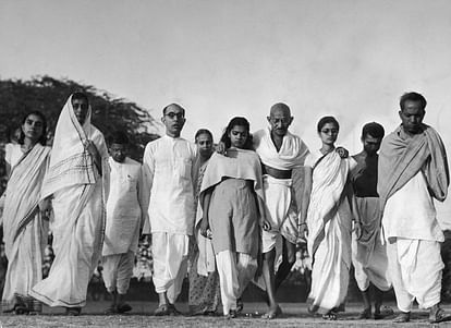 Mahatma Gandhi Birth Anniversary 2023 Know About Gandhi Ji's Women Associates in Hindi