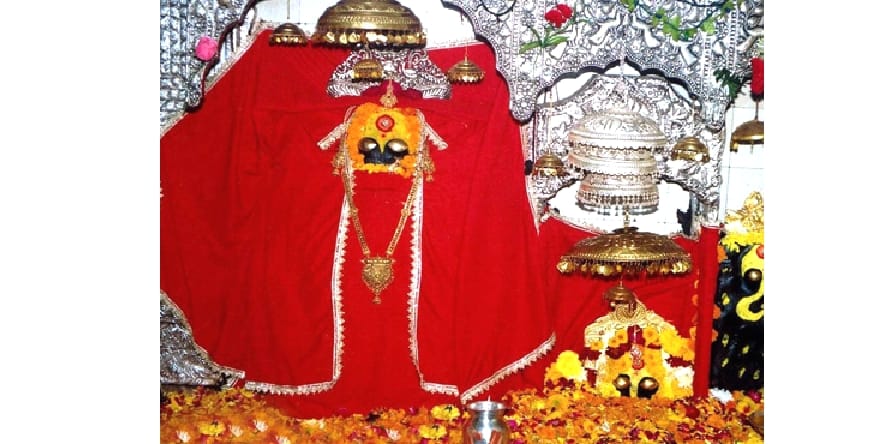 eighty thousands piligrim came in naina devi temple.