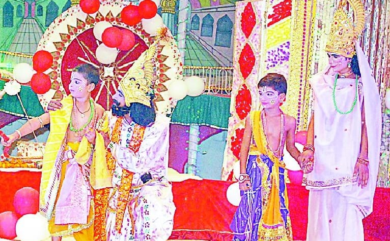 Ram Leela staged birth