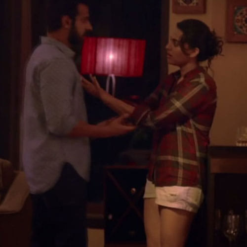 this heroine having intimate scenes with 3 heroes