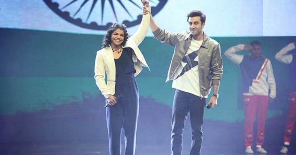 actor ranbir kapoor proposed to olympic medal winner wrestler sakshi malik in an event
