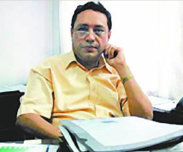  shailesh krishan becomes the chief of UP IAS association.