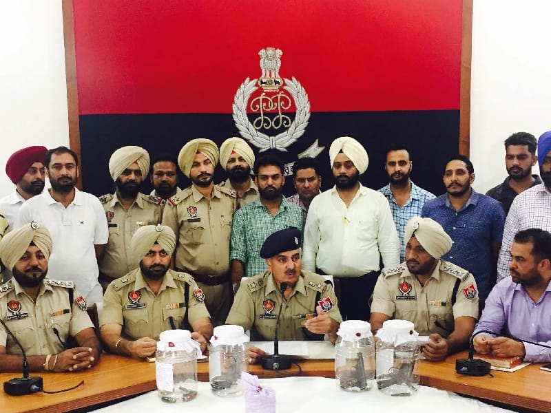 Police encounter, Interstate robber gang, arrested five members, weapons, recovered, Patiala