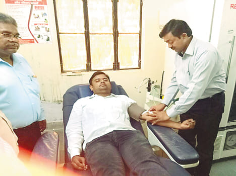  World Blood Donor Day blood donation by the two