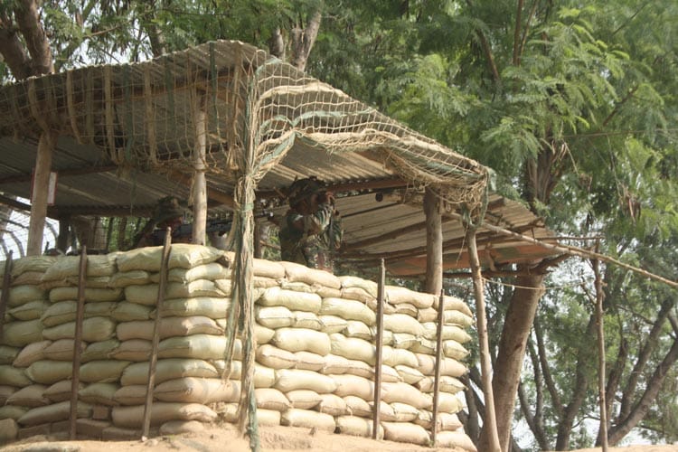 PICS OF SECURITY ON INDO PAK BORDER IN KASHMIR
