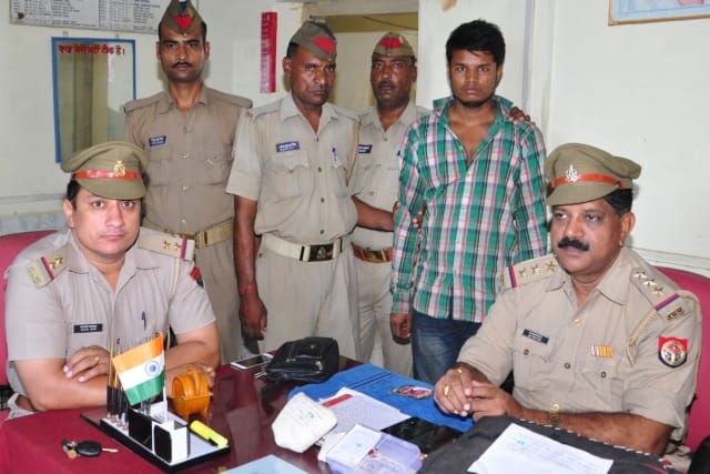 GRP arrested jhaharkhuran