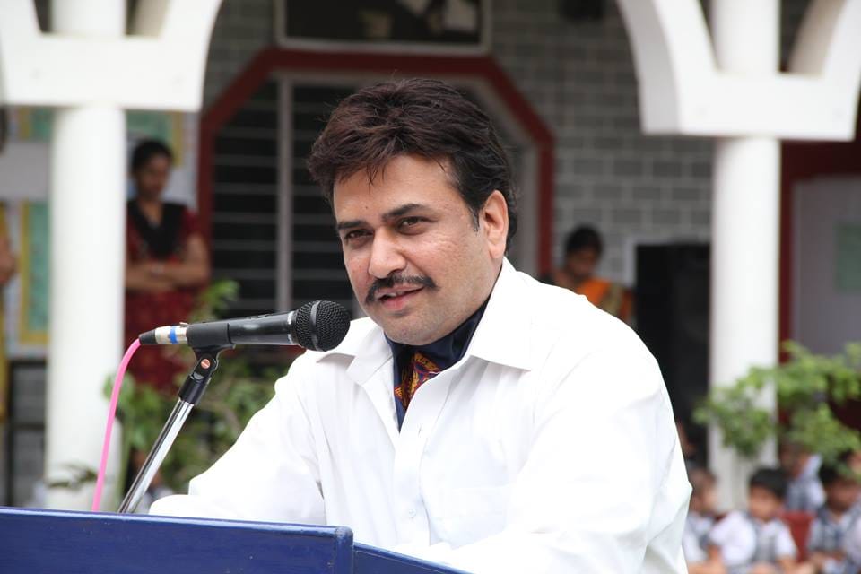 school owner got role in hollywood movie