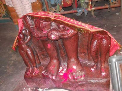 this king cut the head of ma karna devi