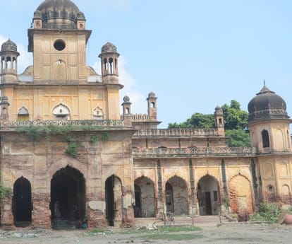 time spend by mahatma gandhi in Lucknow.