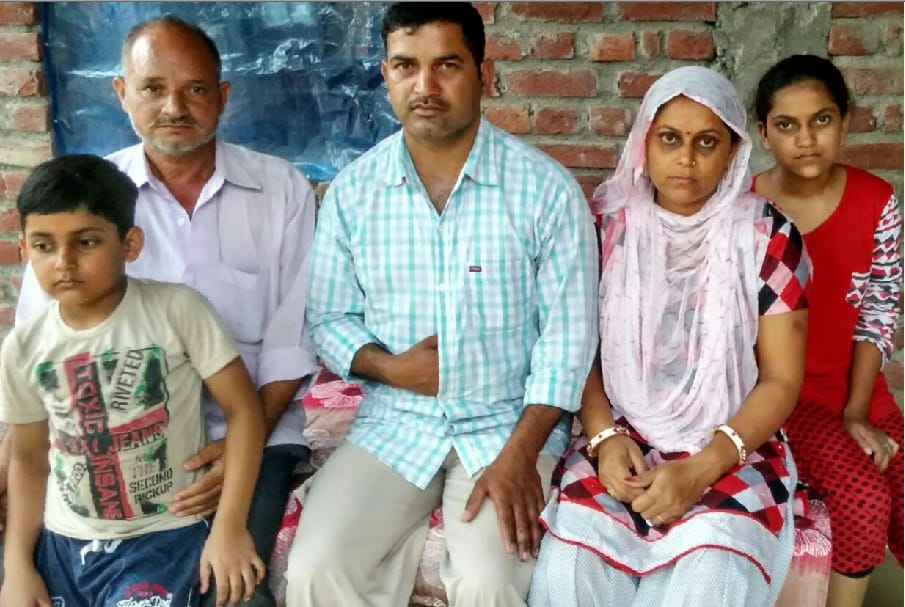 Uri Attack, Injured Army Solider Manjeet Singh came back To Home.