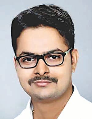 student leade win president