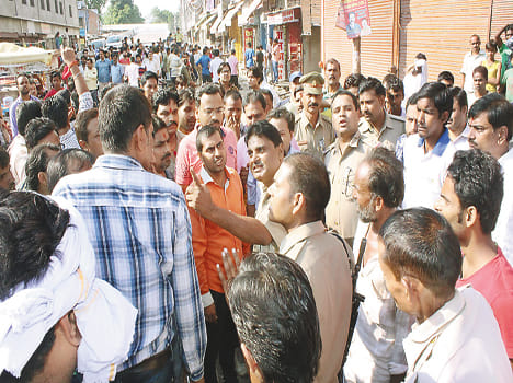 shopkeepers turned voilent over 