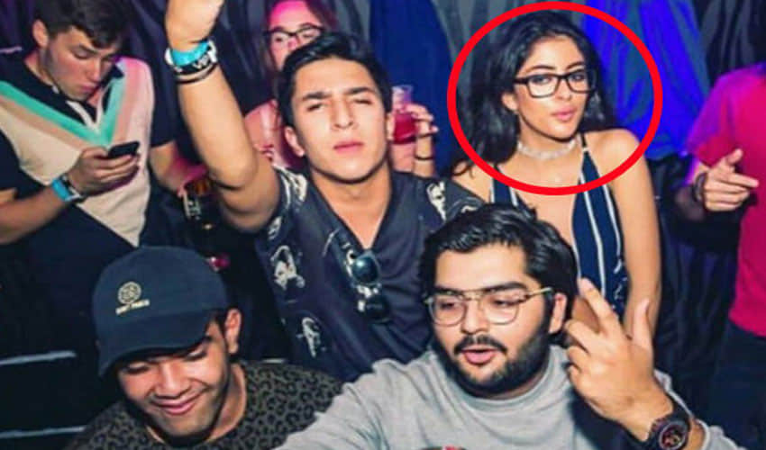 navya having party with her friends