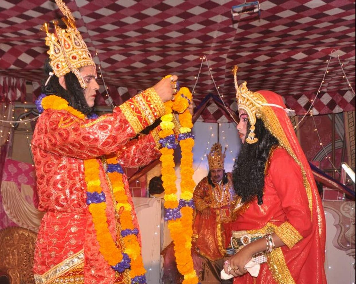 viewer of ramlila constant heared roar of tadka