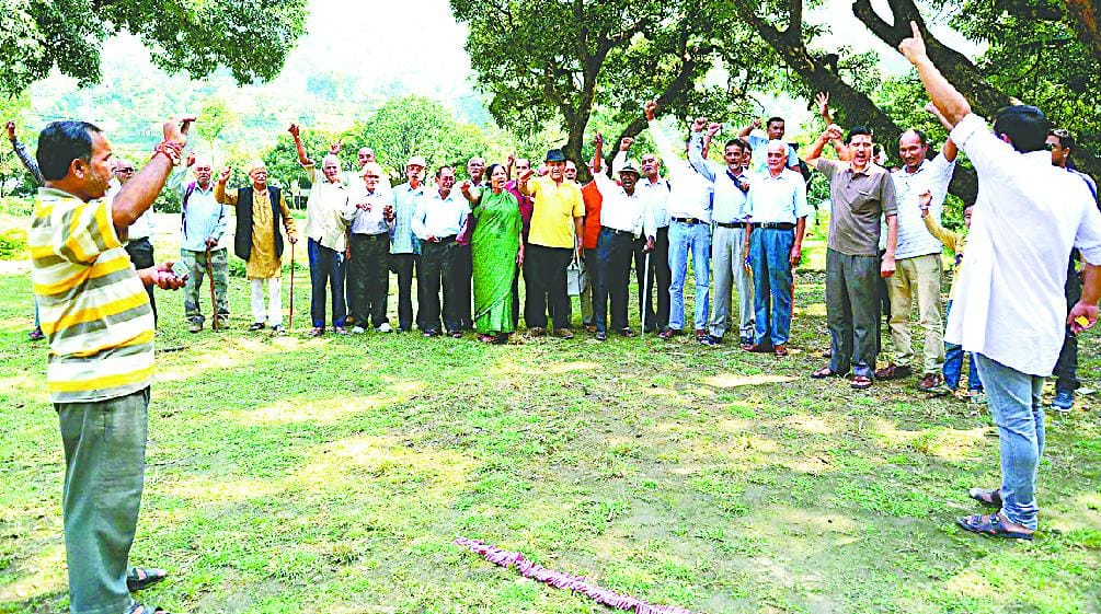 Ex-Army congratulates