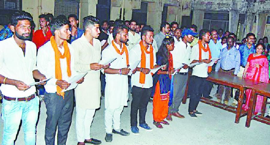 The flag waved in student union elections worm