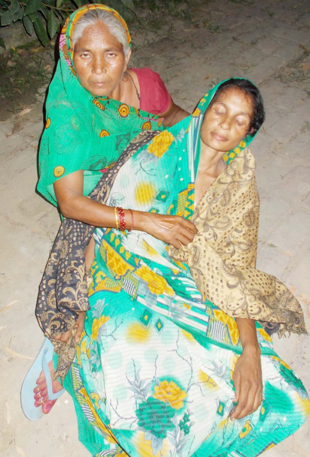 The teacher took the girl by telling dead baby after delivery