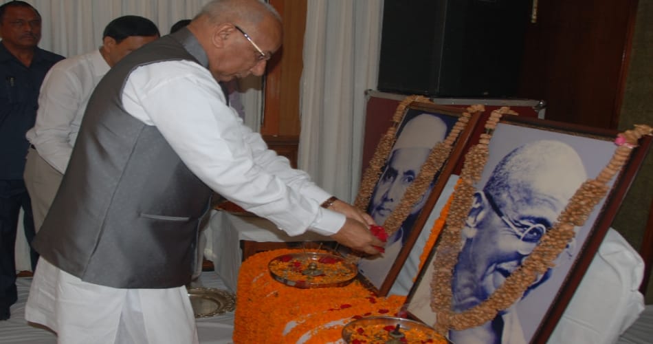 people celebrated Mahatma Gandhi and Shastri's birthday