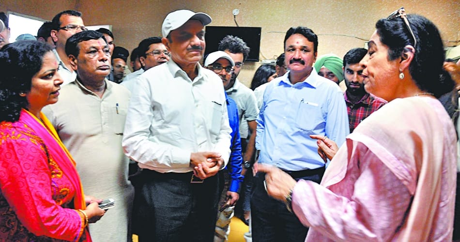 MP Kirron kher, got angry, on railway officers,