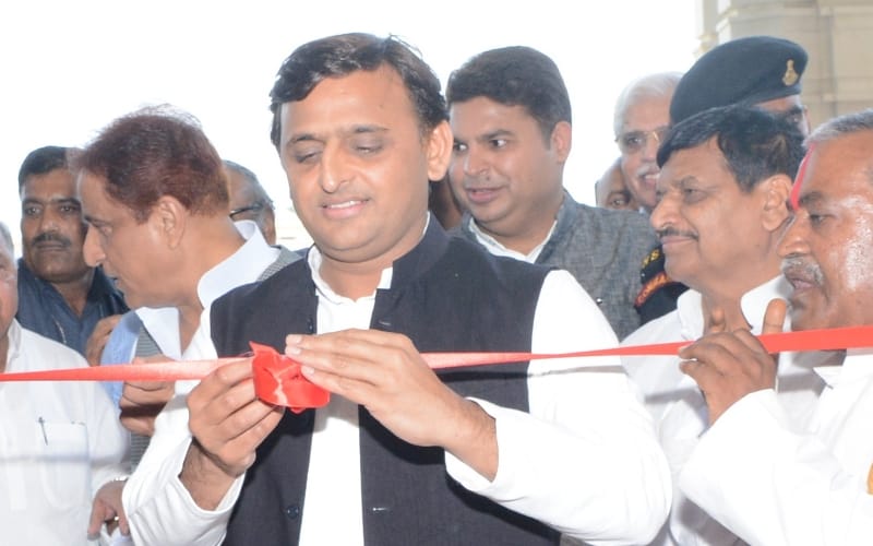 cm akhilesh inaugurates new office