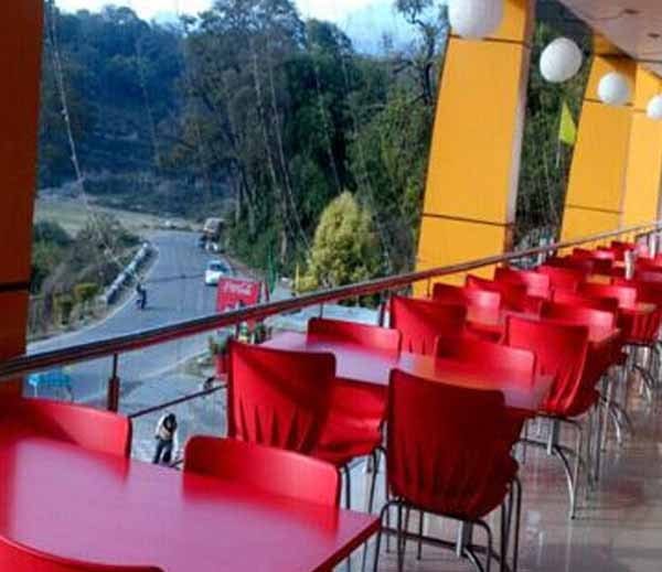 staying, eating and everything free for martyr soldiers family in pathankot hotel