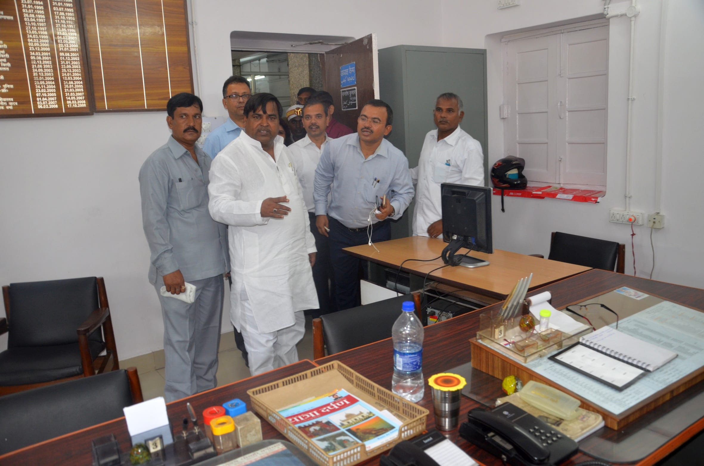 gayatri prajapati inspection of transport ministry