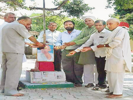 celebrated the birth anniversary of Gandhi and Shastri