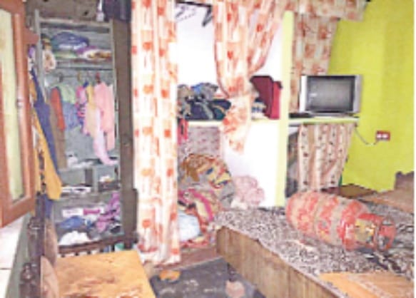 The burglars locked apartment reconstructed