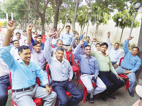 Stay on Strike off store Diploma engineer