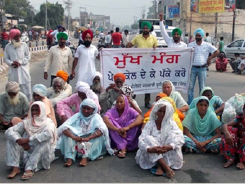 MGNREGA workers, road blockades, District council office, display, Sangrur