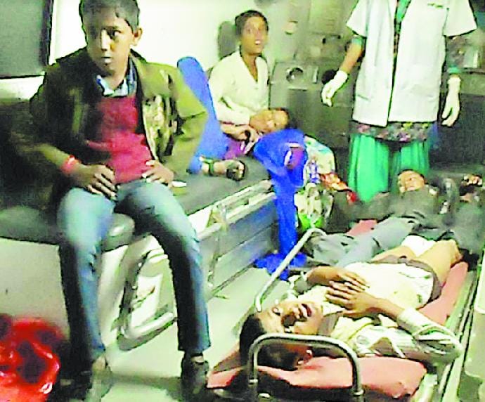 twenty student injured in accident