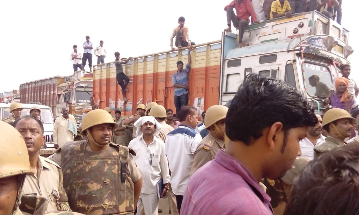 truck drivers attacked on police