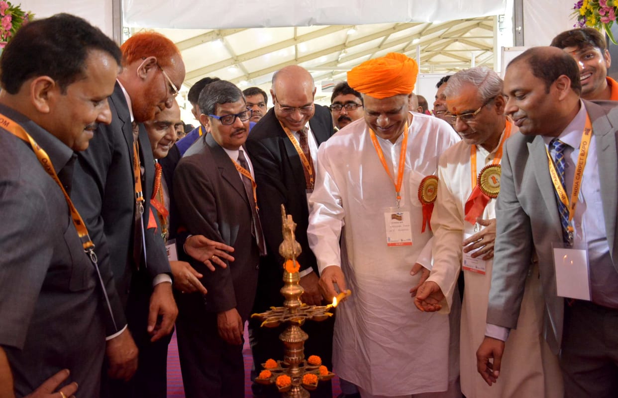 Textile University will open the country's first in Bhadohi