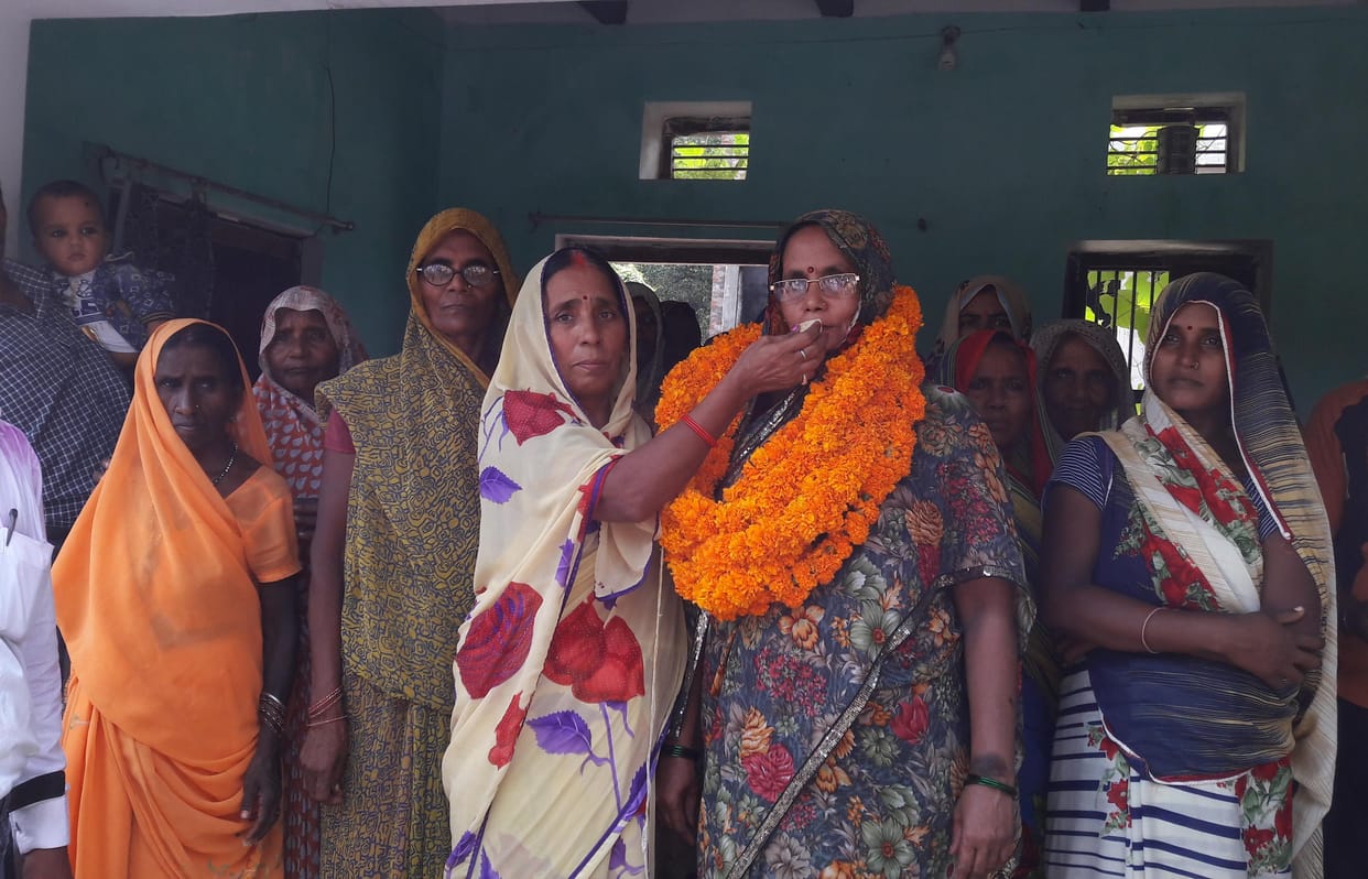 Son safflower Chewar domain and head of Munni Sraypul