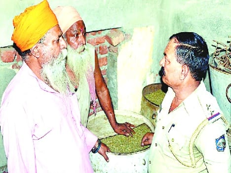 77 kg charas racovered in shahtalai temple.